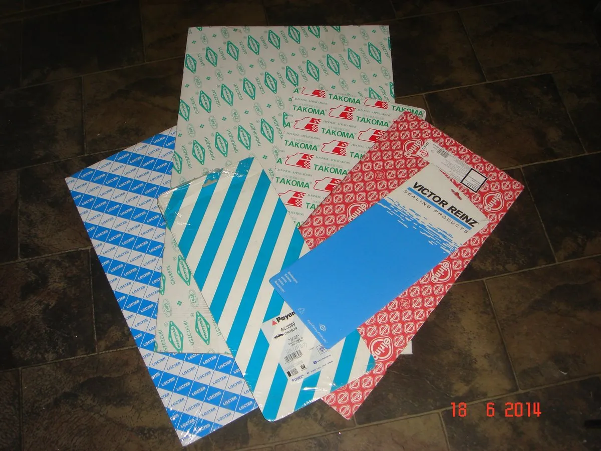 Komplet uszczelek głowicy 3cyl. JOHN DEERE 6303 153.310 153.510 710 3.152