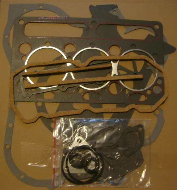 Zestaw uszczelek silnika PERKINS 3.152 MASSEY FERGUSON MASSEY FERGUSON AHLMANN CATERPILLAR COMPAIR HOLDER LANDINI URSUS RENAULT