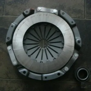 620034200 Zestaw sprzęgła RENAULT Clio Laguna Super5 Trafic 9 11 19 21 VOLVO 440 460 480