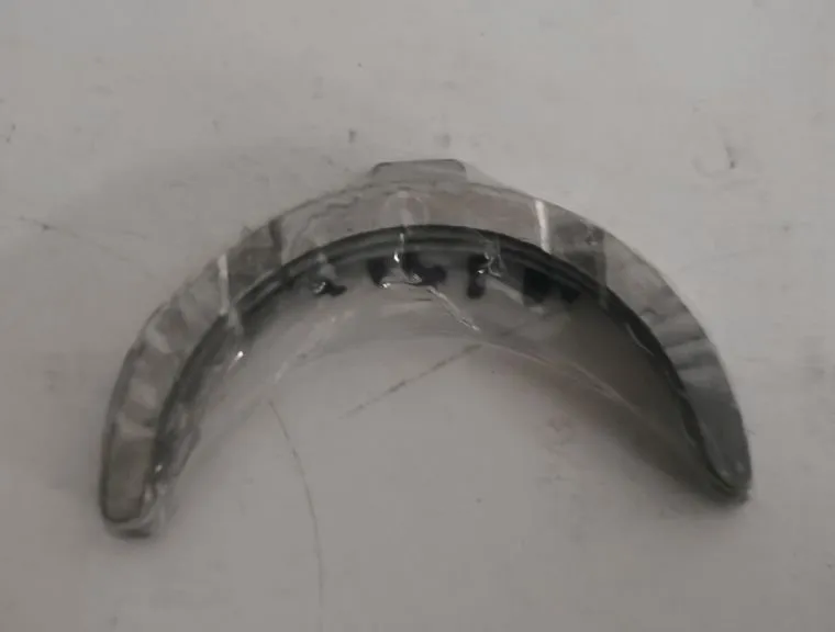 Panewki oporowe YANMAR 3TNE84 4TNE84 3TNE88 4TNE88 3TNV88 3TNV88 4TNV88 3JH5E 4JH8E ATLAS CASE DOOSAN GEHL HITACHI JOHN DEERE MCCORMICK MUSTANG LANDIN