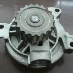 Pompa wody AUDI 2.4-2.5 TDI 100 A6 VOLKSWAGEN VOLVO