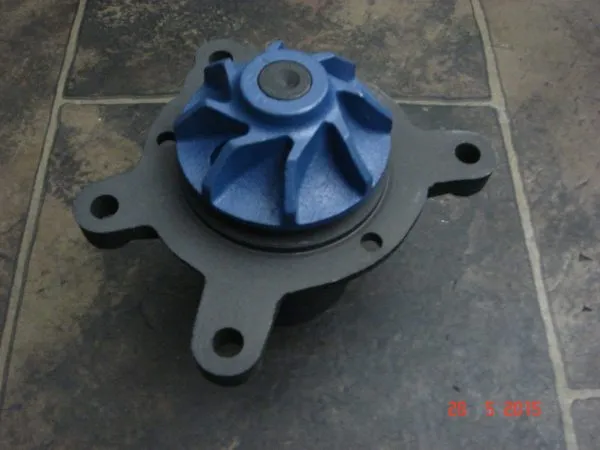 Pompa wody MERCEDES-BENZ 209D 309D T1