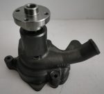 Pompa wody SISU 309D 311DS 320DS, 411DS VALMET A M 30 200 300 400 500 600 700 800 6000 Mezzo VALTRA