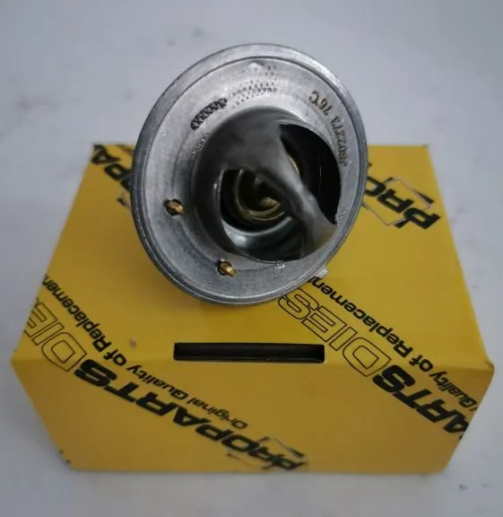 Termostat CUMMINS 4BT3.9 6BT5.9 S4D102 S6D102 AG CHEM BOBCAT BOMAG CASE HITACHI HYUNDAI KOBELCO KOMATSU O&K VERMEER