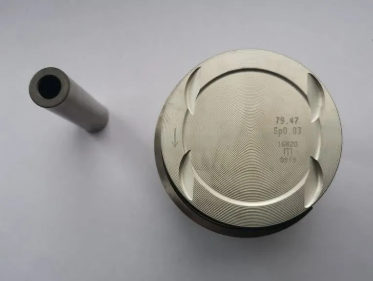 Tłok śr. 79,50mm OPEL 1.6 X16XEL X16XE ASTRA F/G CORSA B TIGRA VECTRA B ZAFIRA A /+0.50/