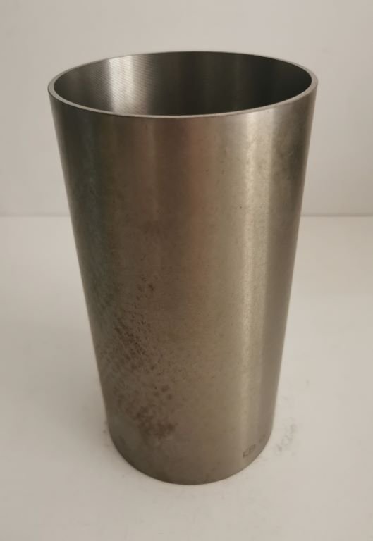 Tuleja cylindrowa śr. 107,20mm FORD 2704E 2711E2712E 2714E 2715E 2724E 2725E 5095 6500S 7400 8100 HYDRA-MAC NEW HOLLAND 15201545 8030 8050 8060